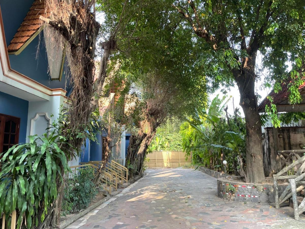 Song Tra Hotel Thu Dau Mot ภายนอก รูปภาพ